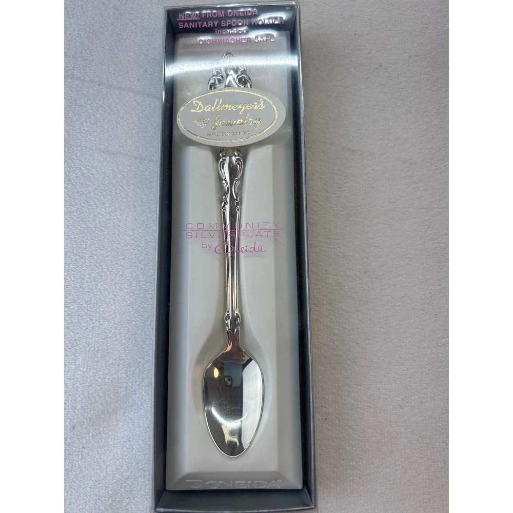 Oneida Affection‎ Feeder Silver Plated Spoon Made In Usa